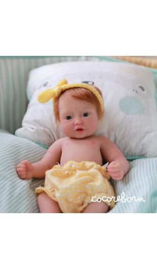 Moly Pelirroja Ojos Verdes