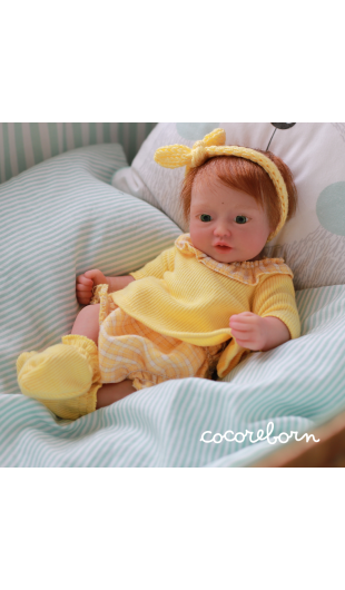 Moly Pelirroja Ojos Verdes