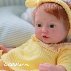 Moly Pelirroja Ojos Verdes