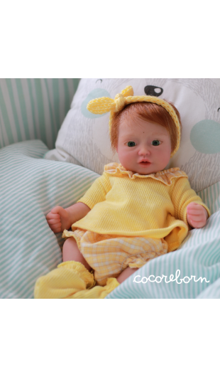 Moly Pelirroja Ojos Verdes