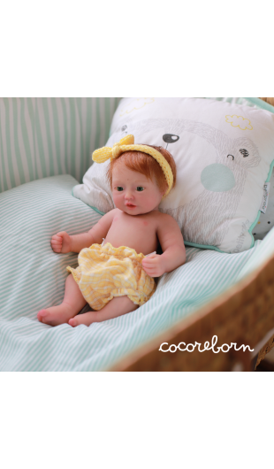 Moly Pelirroja Ojos Verdes